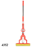 Швабра Метелик 28х125 см (4352)