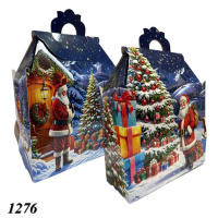 Новорічна коробка Санта біля ялинки 1000 гр (1276) Новорічна коробка Санта біля ялинки 1000 гр (1276)