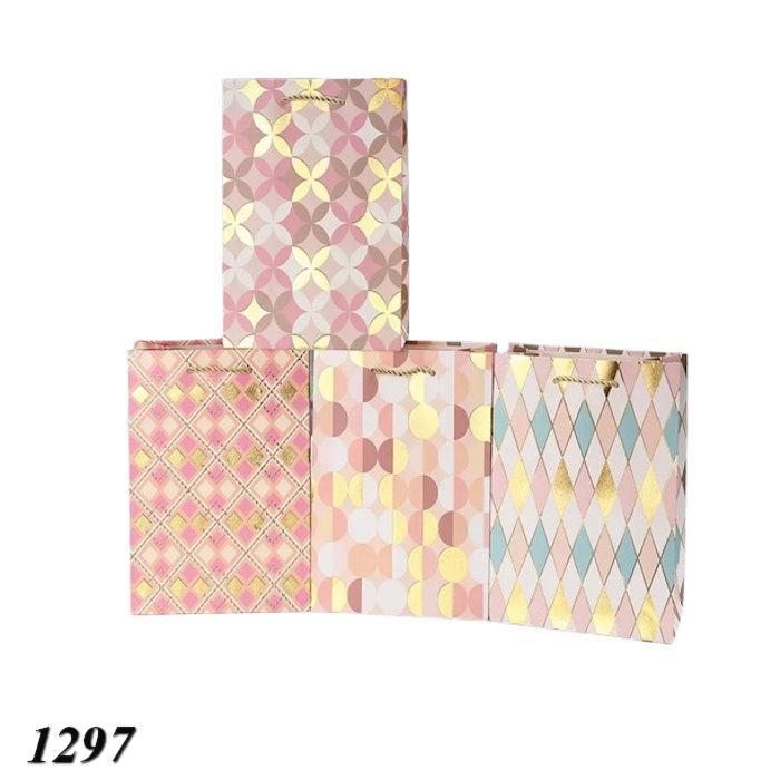 Пакет подарунковий 30х42 Асорті різнокольорові  Пакет подарунковий 30х42 Асорті різнокольорові