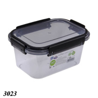 Контейнер харчовий прямокутний чорний Limited Linе 2,4 л (3023)