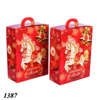 Новорічна коробка Прямокутна Коник 800 гр (1387)