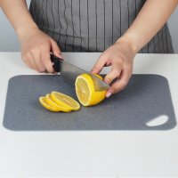 Дошка для нарізання пластикова гнучка 25х35 см (3981)